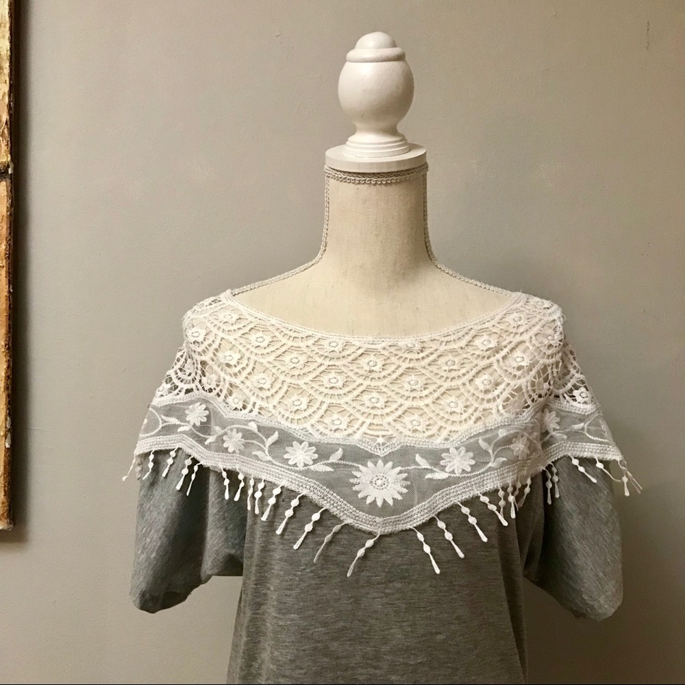 Lace Boatneck Shirt - Picture 3 of 8
